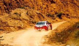 登封市最新爆料车祸现场,多车连环相撞！