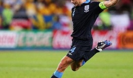 fc足球最新卡爆料,神秘球星加盟，新赛季战力升级！