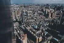 昆明高空爆料事件最新,高空惊魂，真相背后引关注